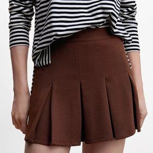 NWT Mango Pleated Skirt